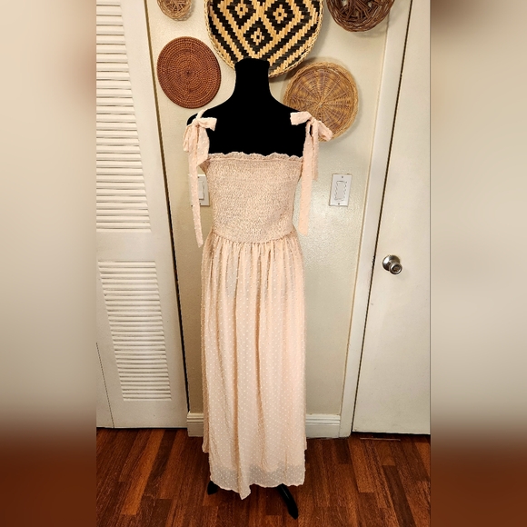 Sleeveless Smocked Maxi Dress With Side Split - Picture 7 of 9